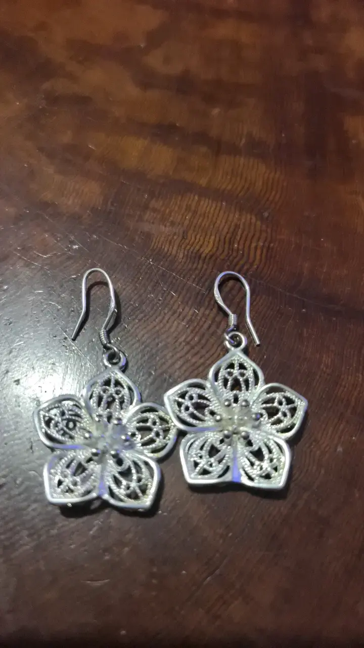 Aros de plata en forma de flor - 2