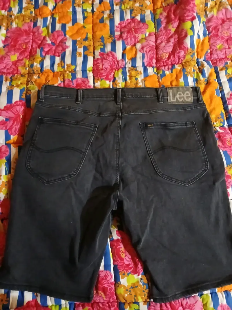 Bermudas Lee negras de mezclilla - 2