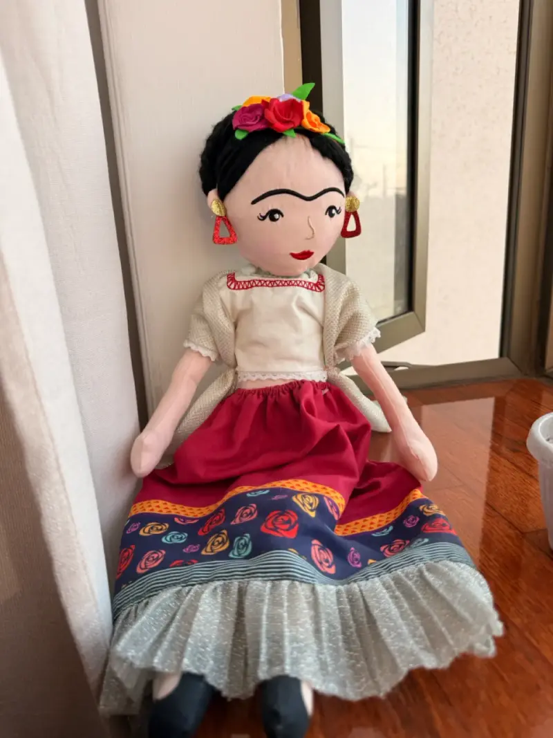 Muñeca de tela estilo Frida Kahlo - 1