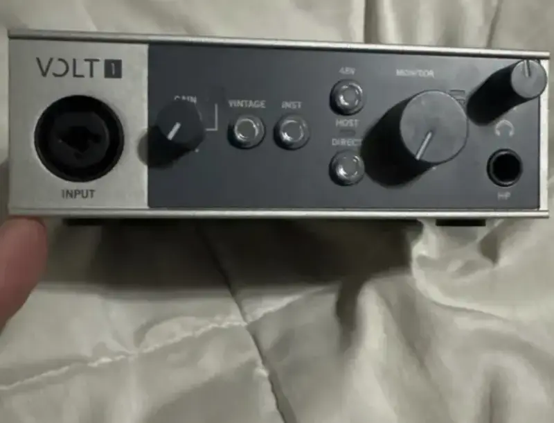 Interfaz de audio Universal Audio Volt 1 - 3