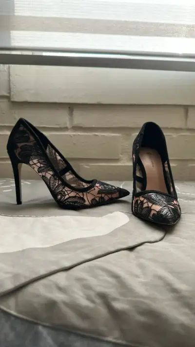 Tacones de encaje negro elegante 37 - miniatura 1
