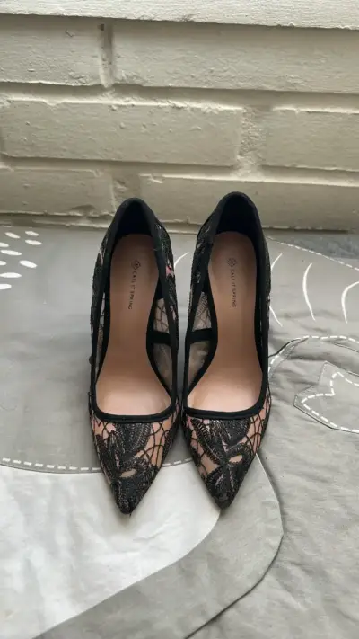 Tacones de encaje negro elegante 37 - miniatura 2