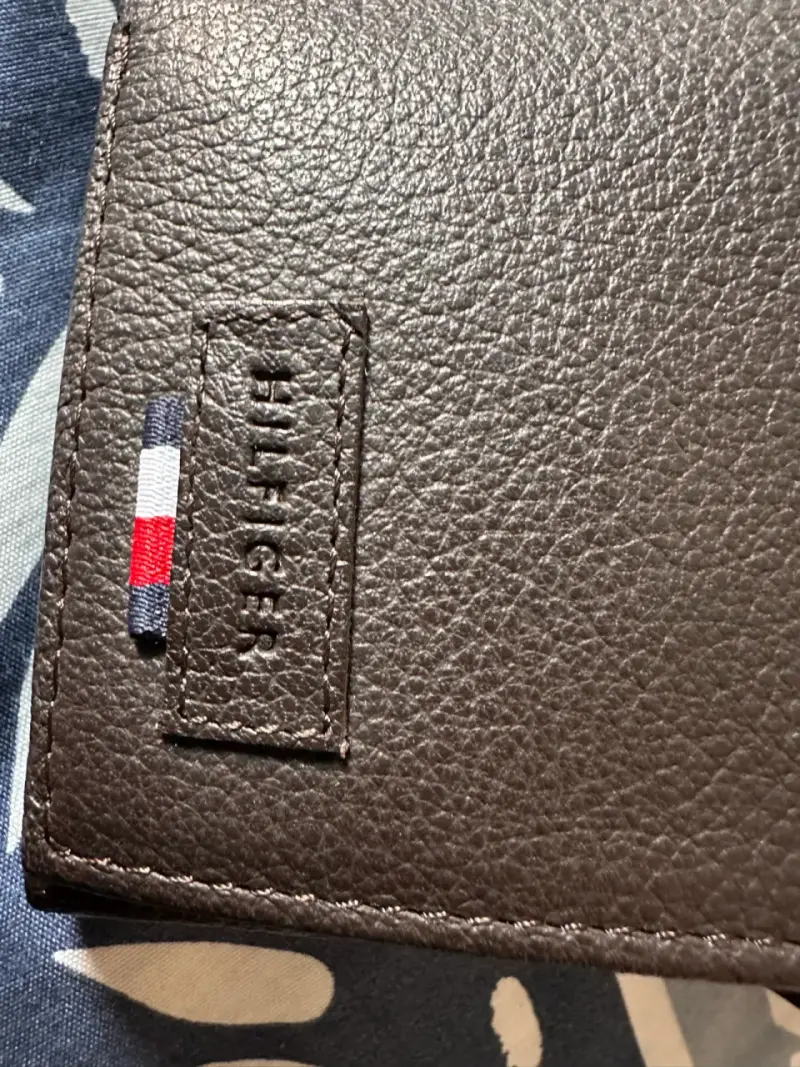 Billetera de cuero Tommy Hilfiger marrón - 4