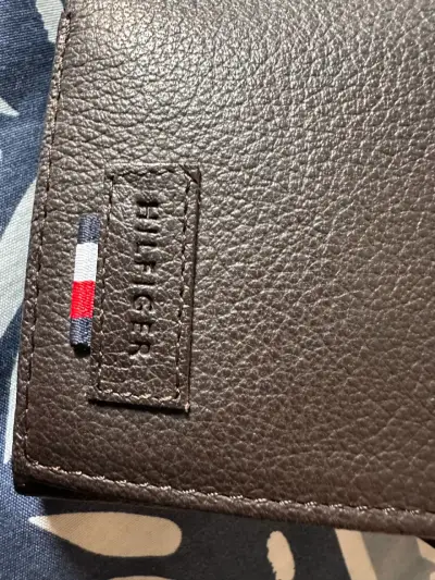 Billetera de cuero Tommy Hilfiger marrón - miniatura 4