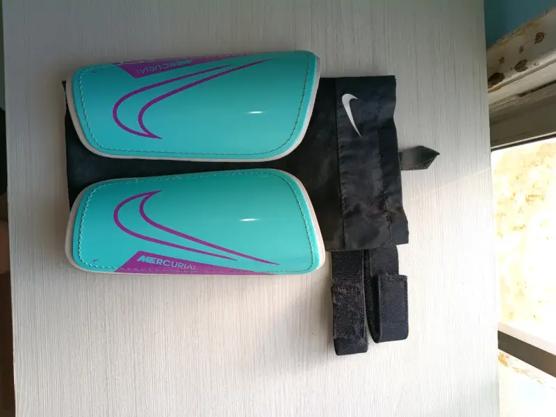 Canilleras Nike Mercurial turquesa - 1