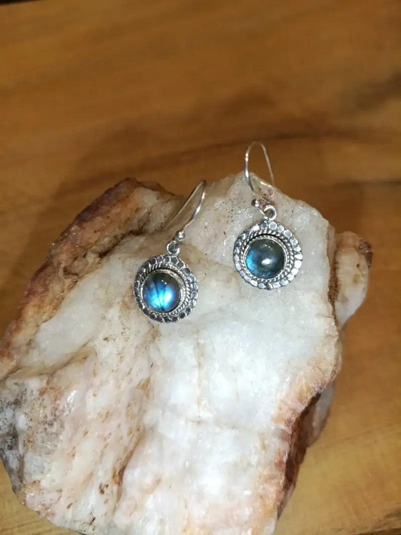 Aros de plata con piedra azul - 2