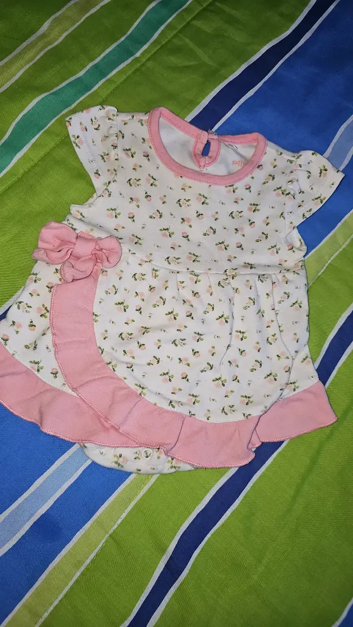 Body de bebé con estampado floral y lazo - 1