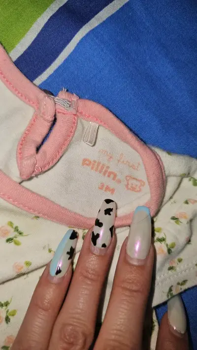 Body de bebé con estampado floral y lazo - miniatura 3