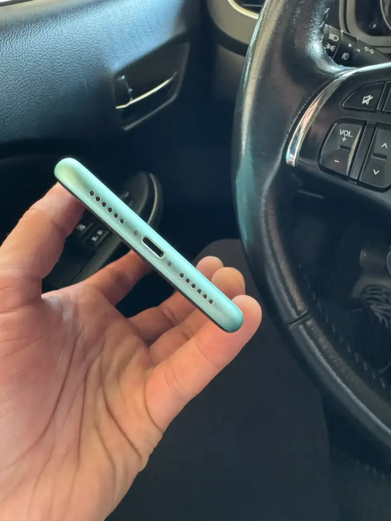 iPhone 11 (128gb) - 6