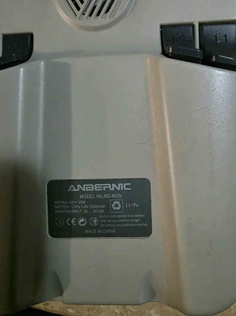 Anbernic 405v consola portátil Retro - 3