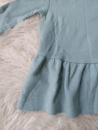 Vestido infantil verde agua con volantes - miniatura 2