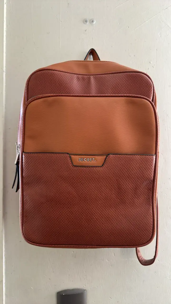Mochila de cuero marrón Secret - 1