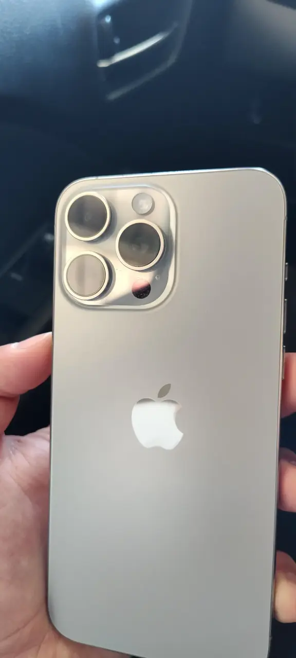 Iphone 15 Pro Max (256gb) - 2