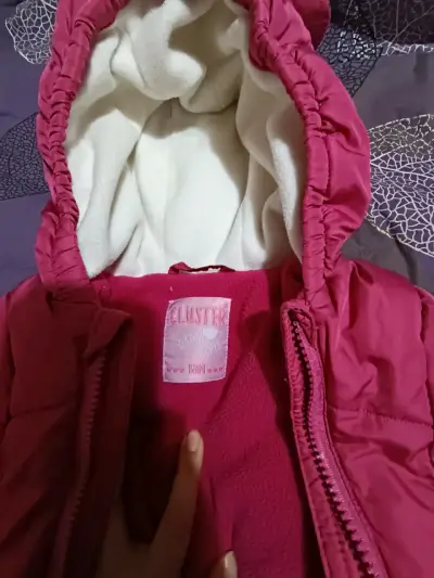 Vendo saco acolchado de 18 meses con cierre facil - miniatura 1