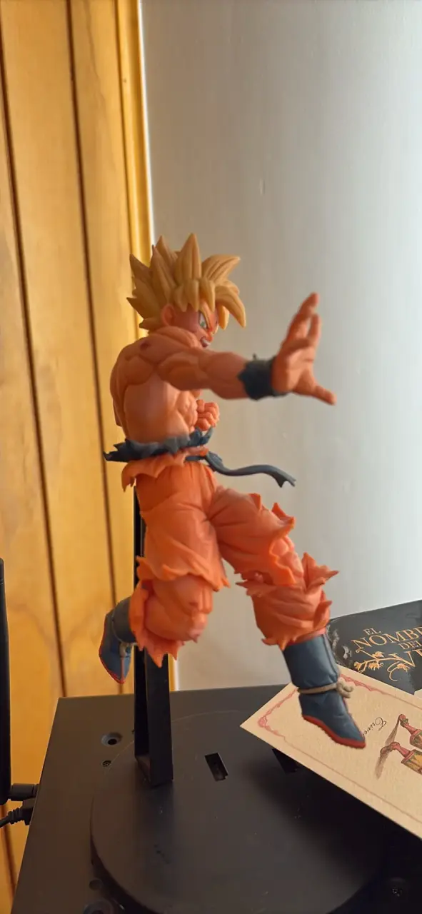 Figura de Goku dragon ball - 1