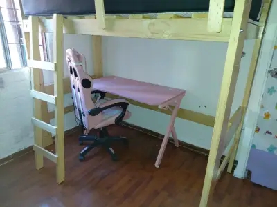 Cama alta de madera - miniatura 1