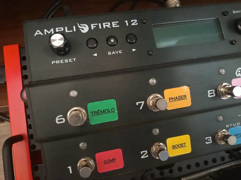 Pedalera multiefectos Atomic Ampli-Fire 12 - 2