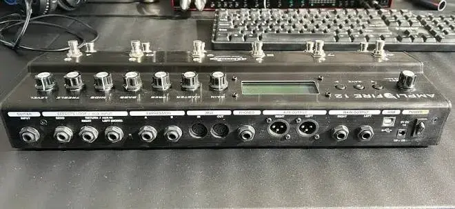 Pedalera multiefectos Atomic Ampli-Fire 12 - 6