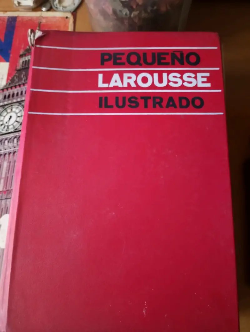 Diccionario Pequeño Larousse Ilustrado rojo