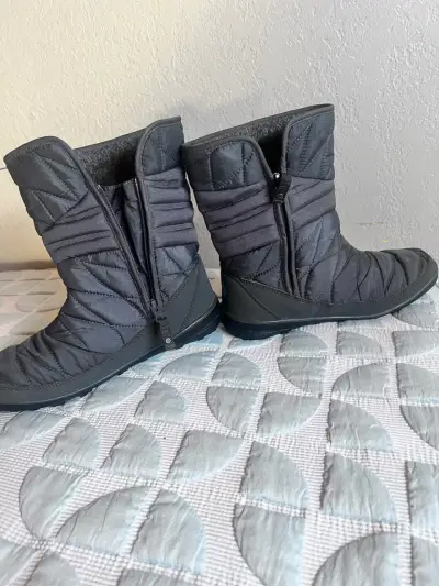 Botas de invierno acolchadas Gris - miniatura 3