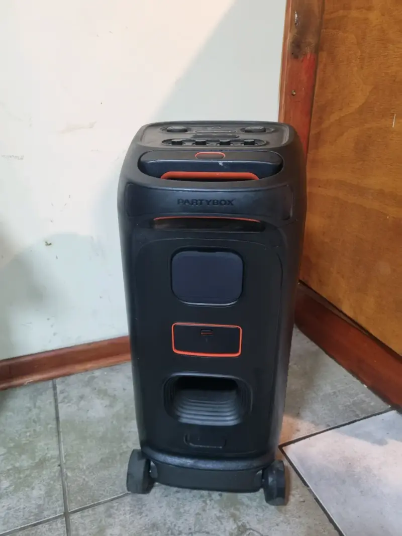 Parlante JBL Partybox 320 - 2