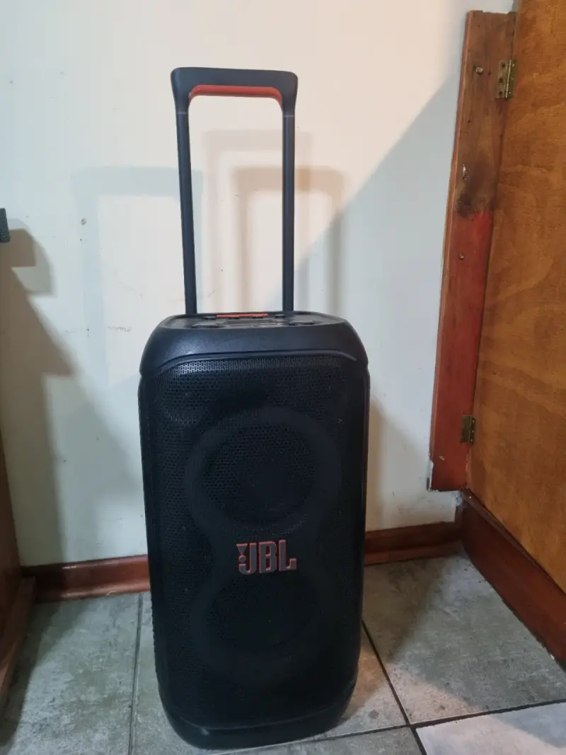 Parlante JBL Partybox 320 - 4