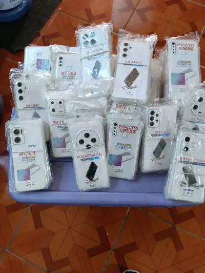 Lote de fundas para celulares variadas - miniatura 3