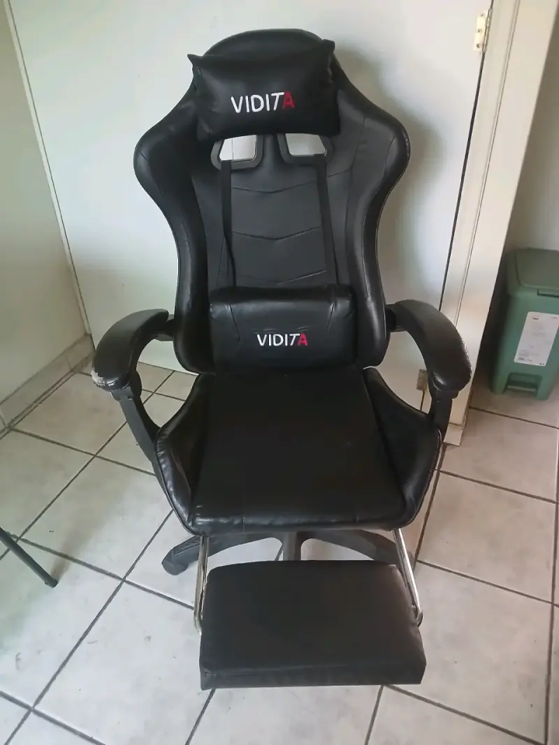 Silla gamer Vidita negra ergonómica - 4