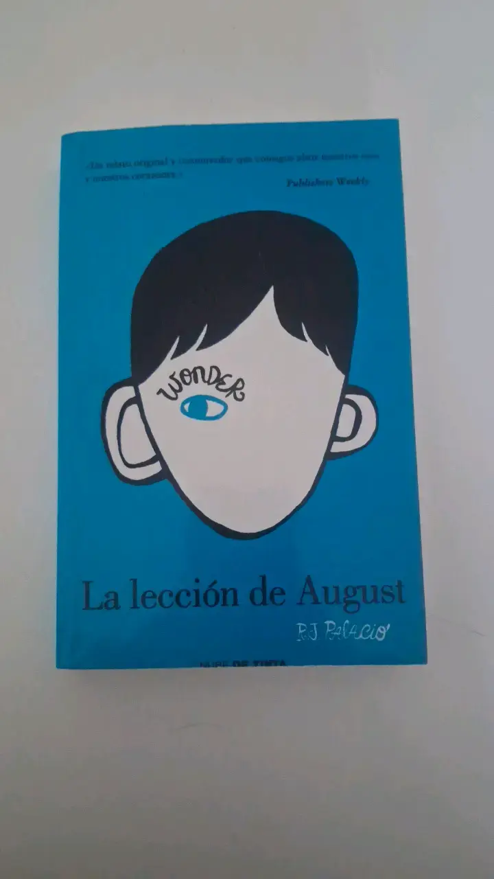 Libro 'La lección de August' de R.J. Palacio - 1