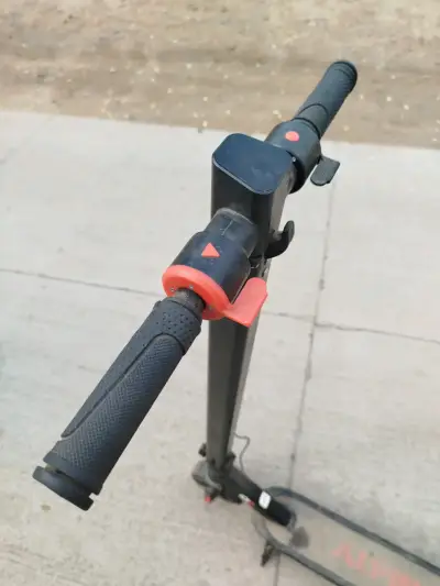 Scooter eléctrico Alpina plegable - miniatura 3