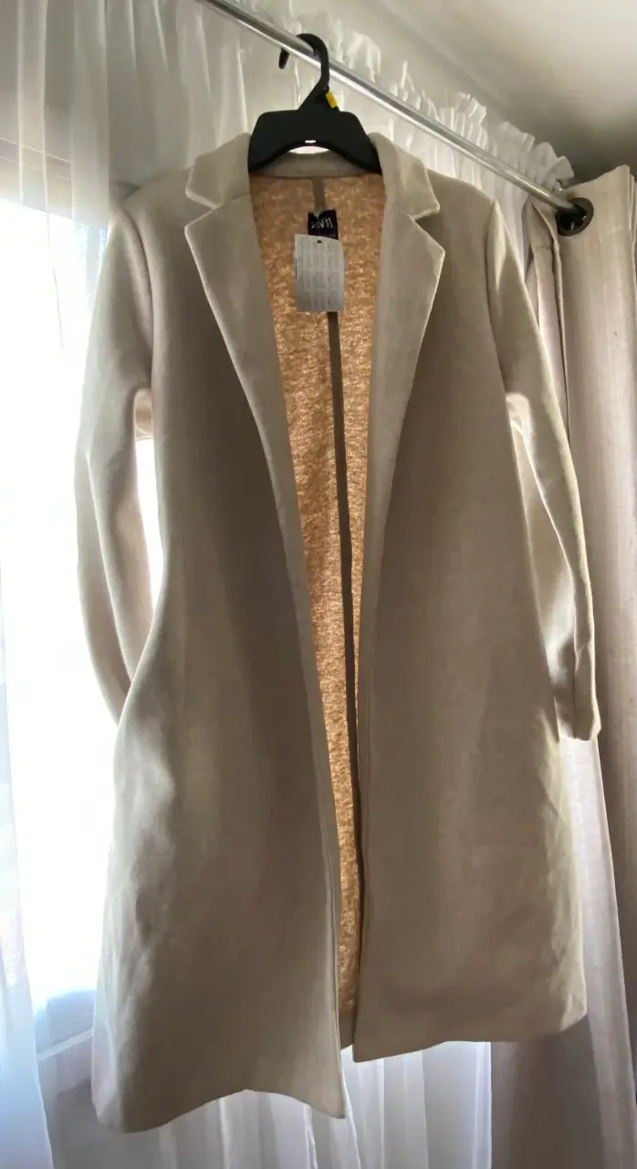 Blazer Zara beige talla M nuevo