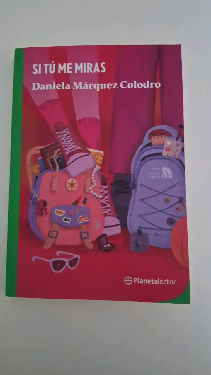 Libro 'Si Tú Me Miras' de Daniela Márquez - 1