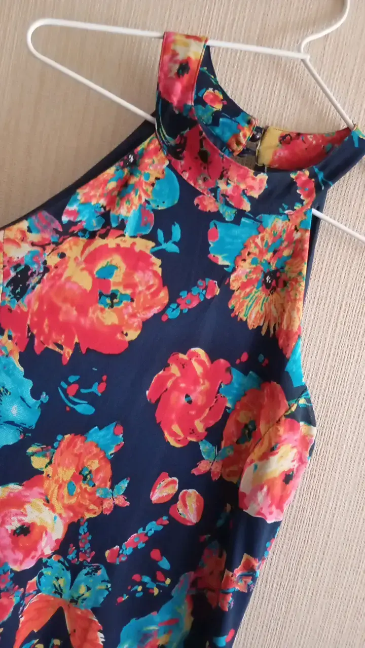Vestido largo floral sin mangas - 2