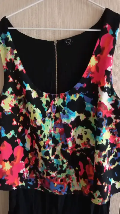 Enterito de mujer con estampado colorido - miniatura 2