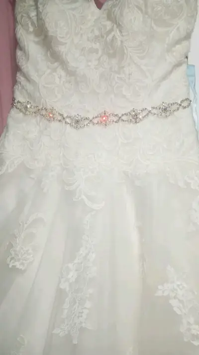 Vestido de novia encaje blanco elegante - miniatura 4