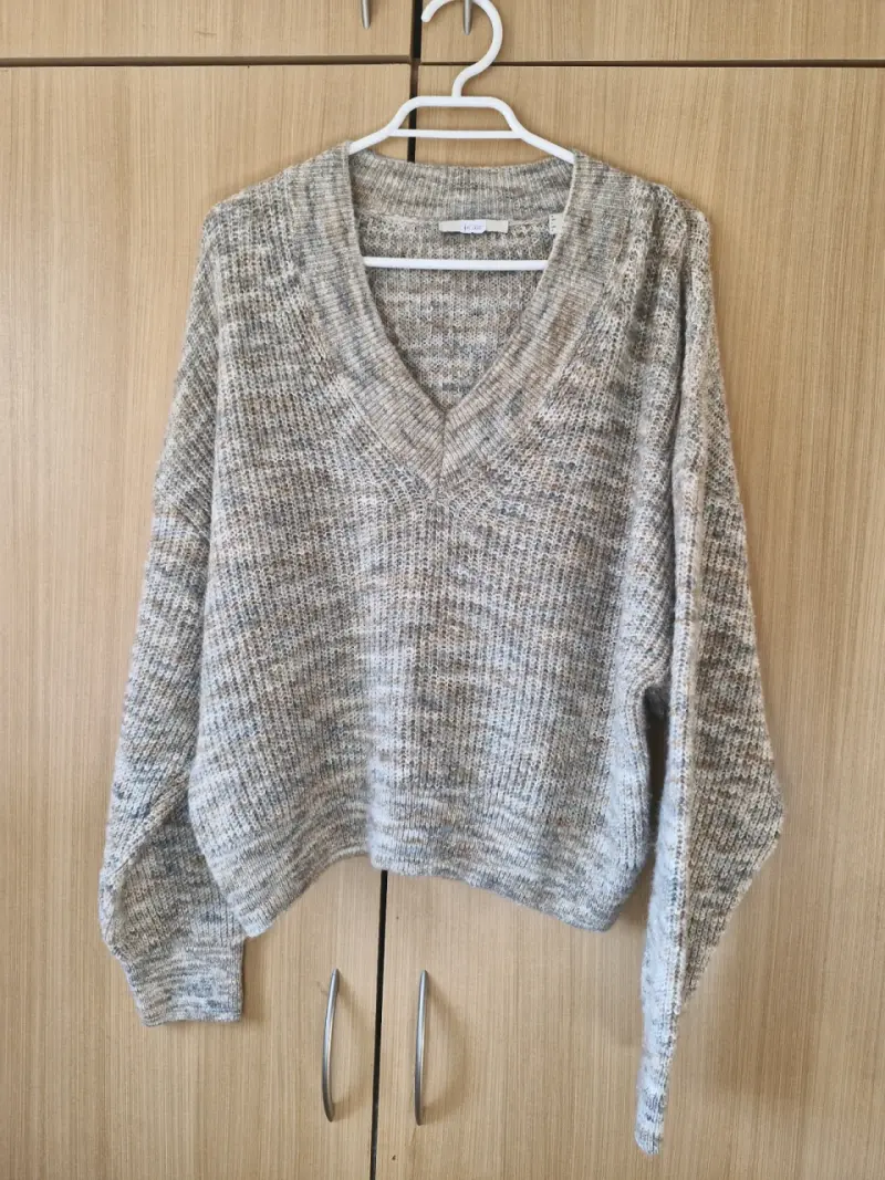 Suéter de punto beige para mujer - 2
