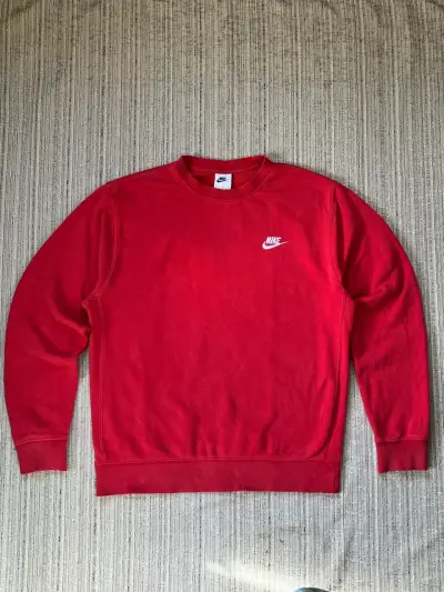 Polerón Nike rojo clásico unisex - miniatura 1
