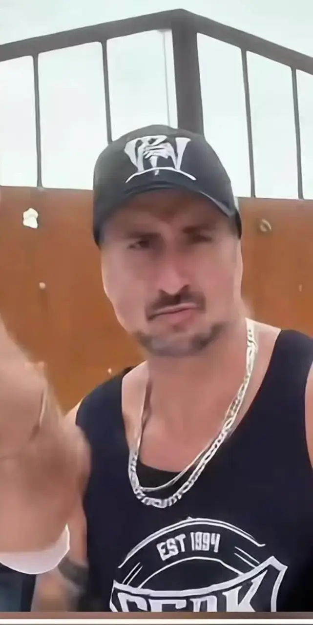 Gorra negra Violadores del verso - 5