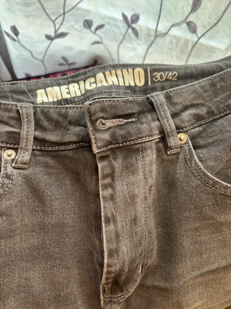Shorts de mezclilla gris para hombre - 2