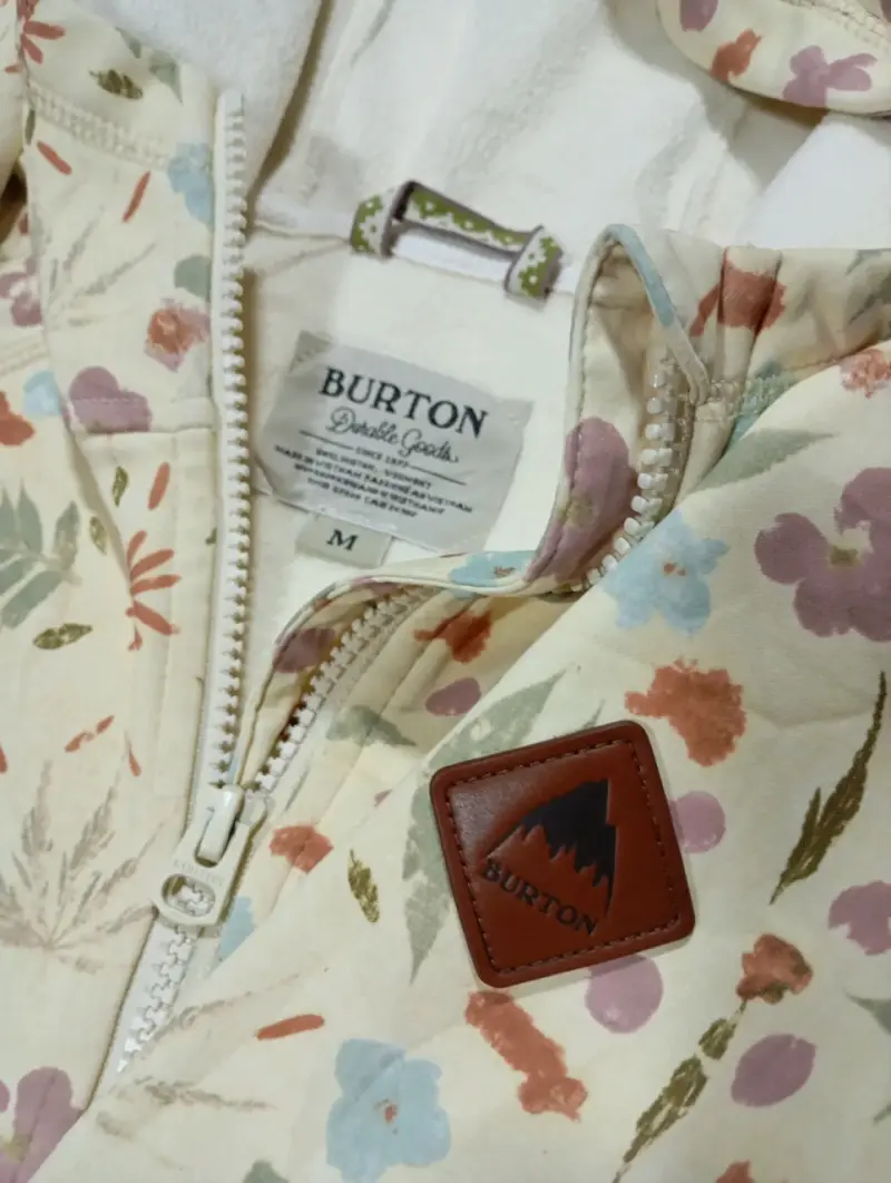 Chaqueta Burton con diseño floral - 2