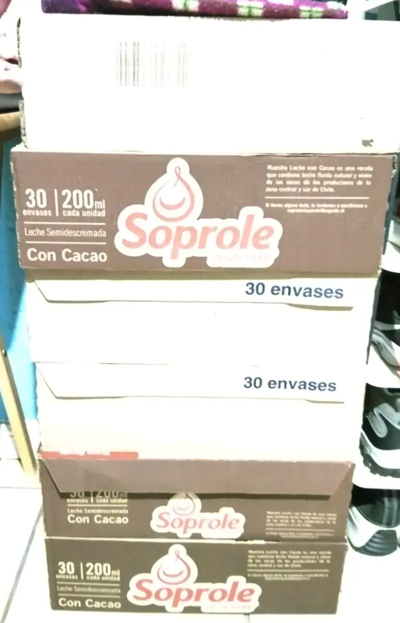 Caja de leche con cacao Soprole 30 envases