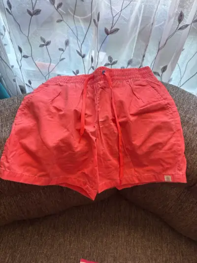 Shorts de baño coral para hombre - miniatura 1
