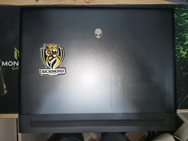 Laptop Alienware con Intel Core i9 - 6