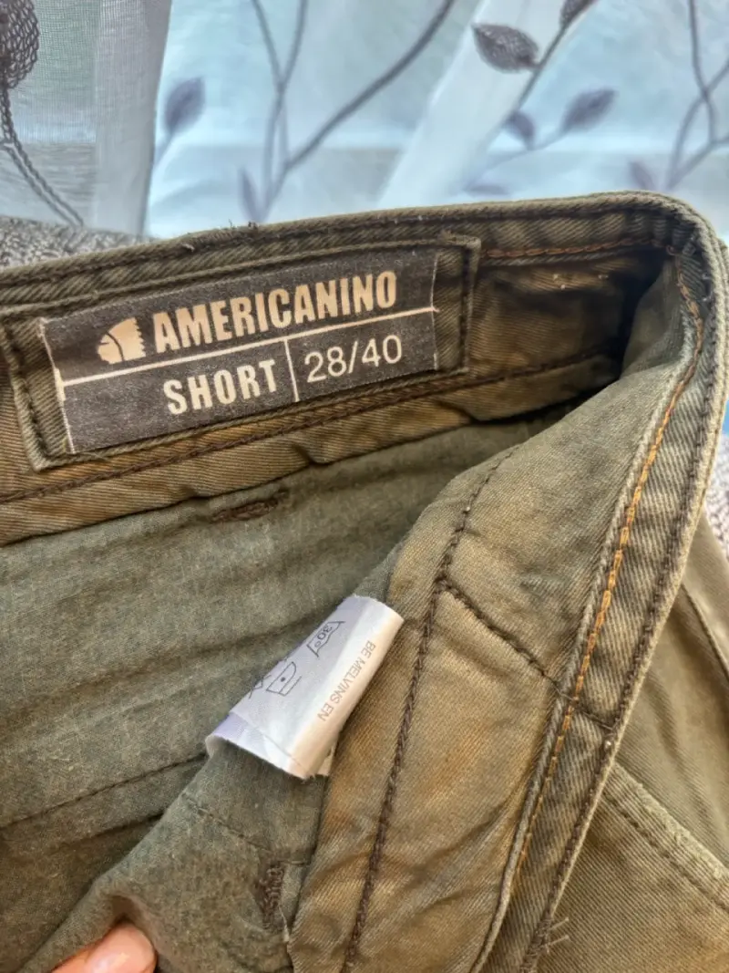 Shorts cargo verde oliva para hombre - 2