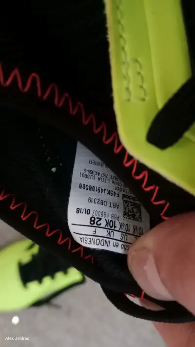 Botines de fútbol Adidas Predator amarillo neón - miniatura 2