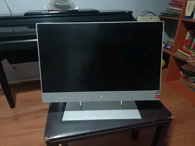 Computador All in One HP - miniatura 1