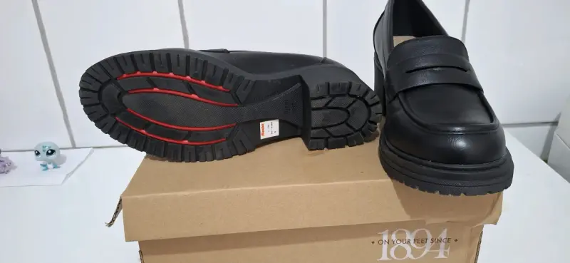 Zapatos de tacón Bata negros elegantes - 3