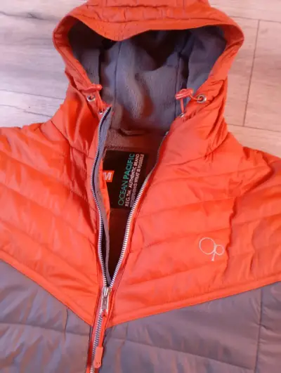 Parka juvenil Ocean Pacific bicolor con capucha - miniatura 5