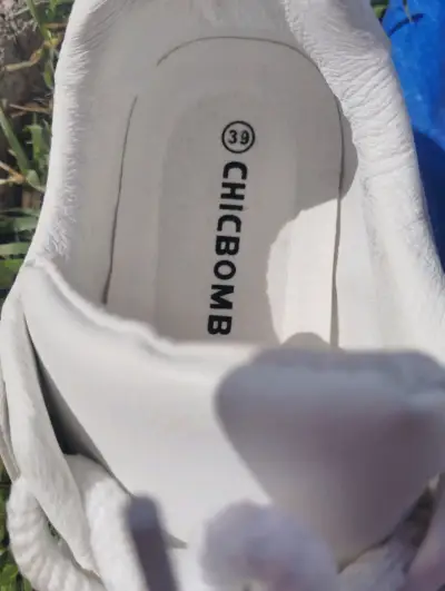Zapatillas blancas Chicbomb talla 39 - miniatura 1