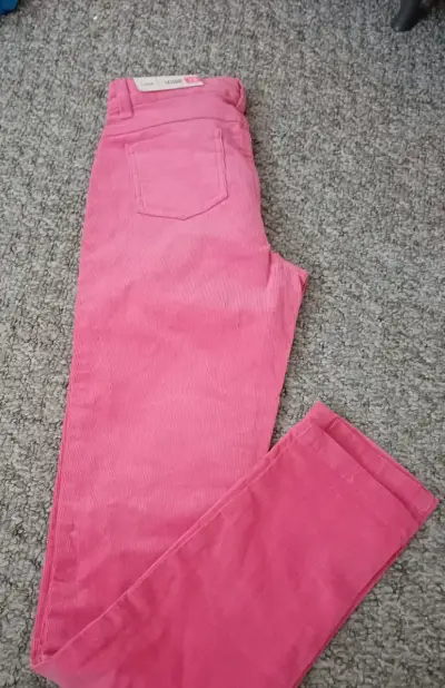 Pantalones rosados de cotelé para niña - miniatura 3